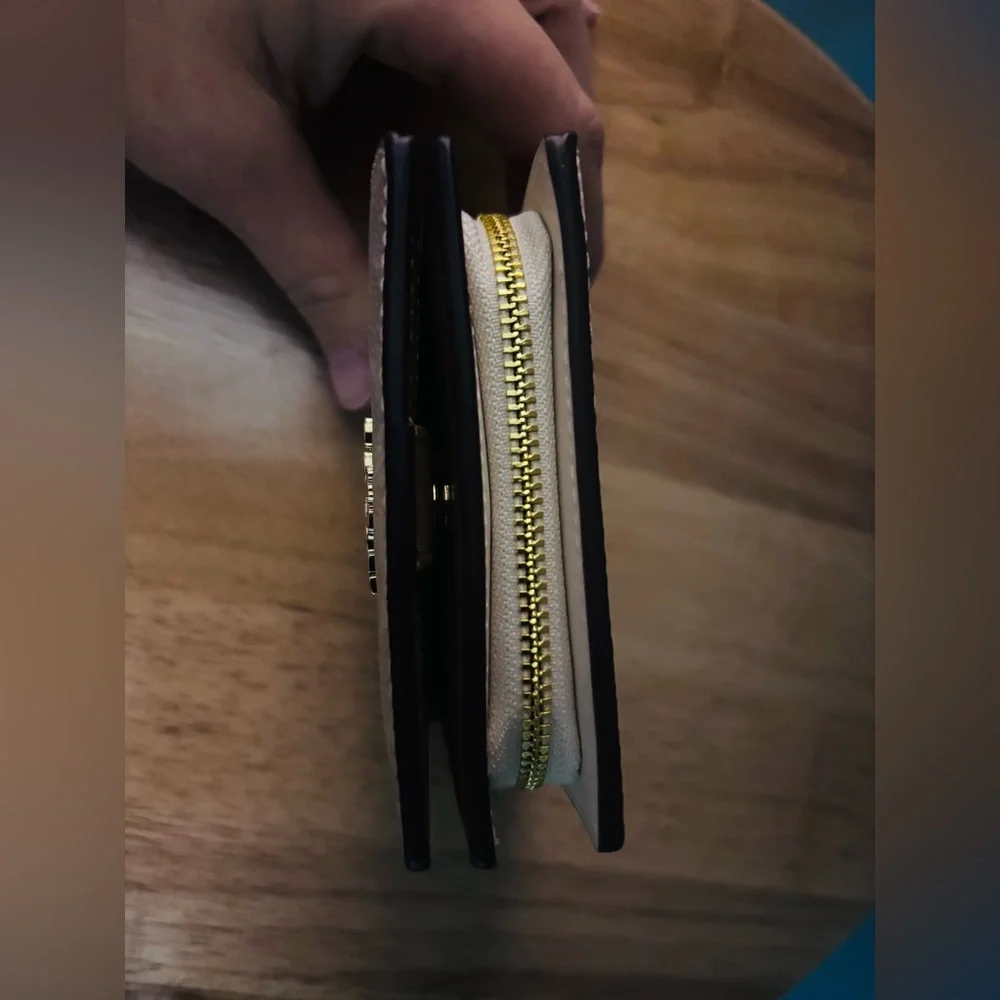 Coach NWT Bifold Snap Wallet - Picture 5 of 7